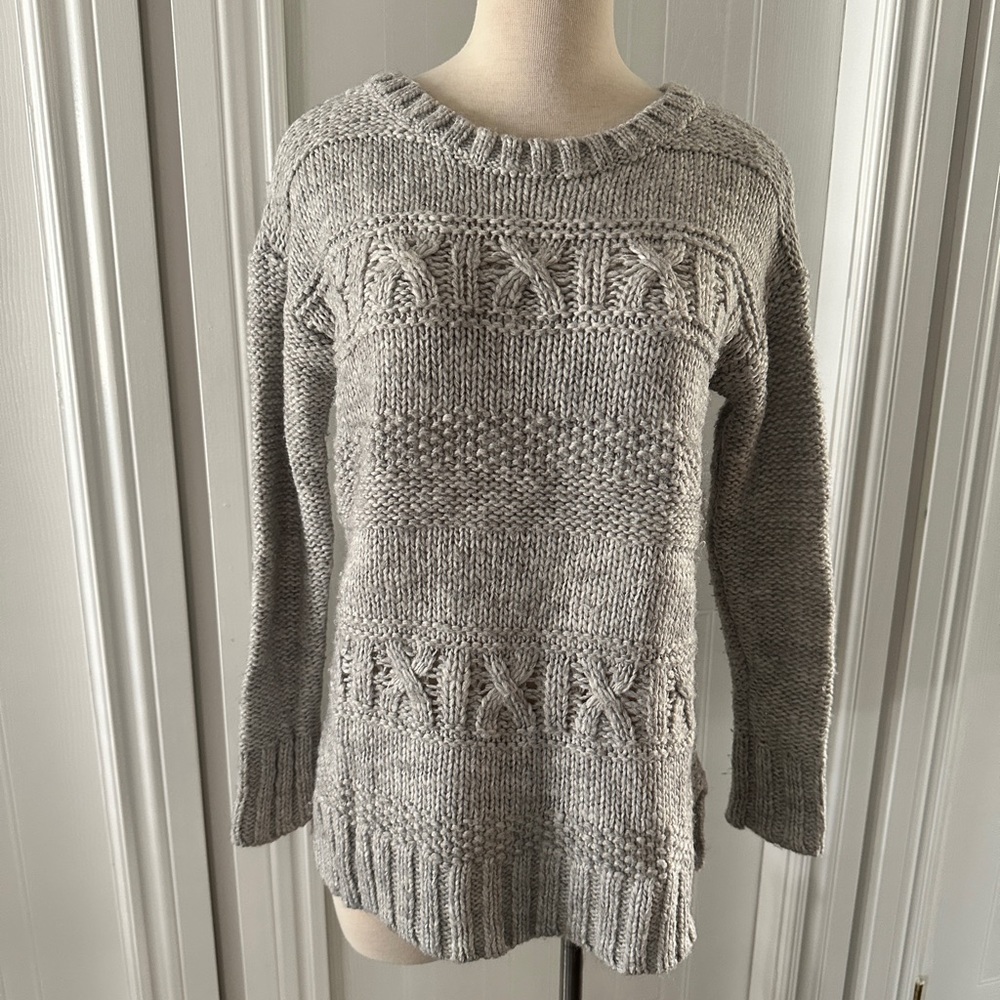 American Eagle Knit Sweater